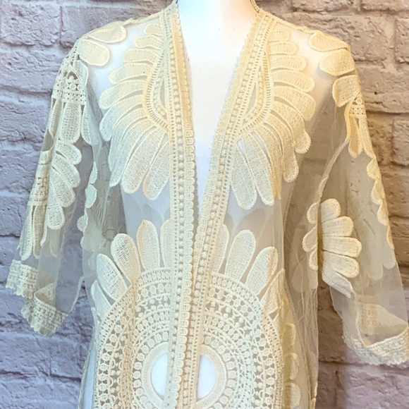 Chico’s fringed lace cream coverup/jacket, coastal, vacation, small/medium - Picture 4 of 8